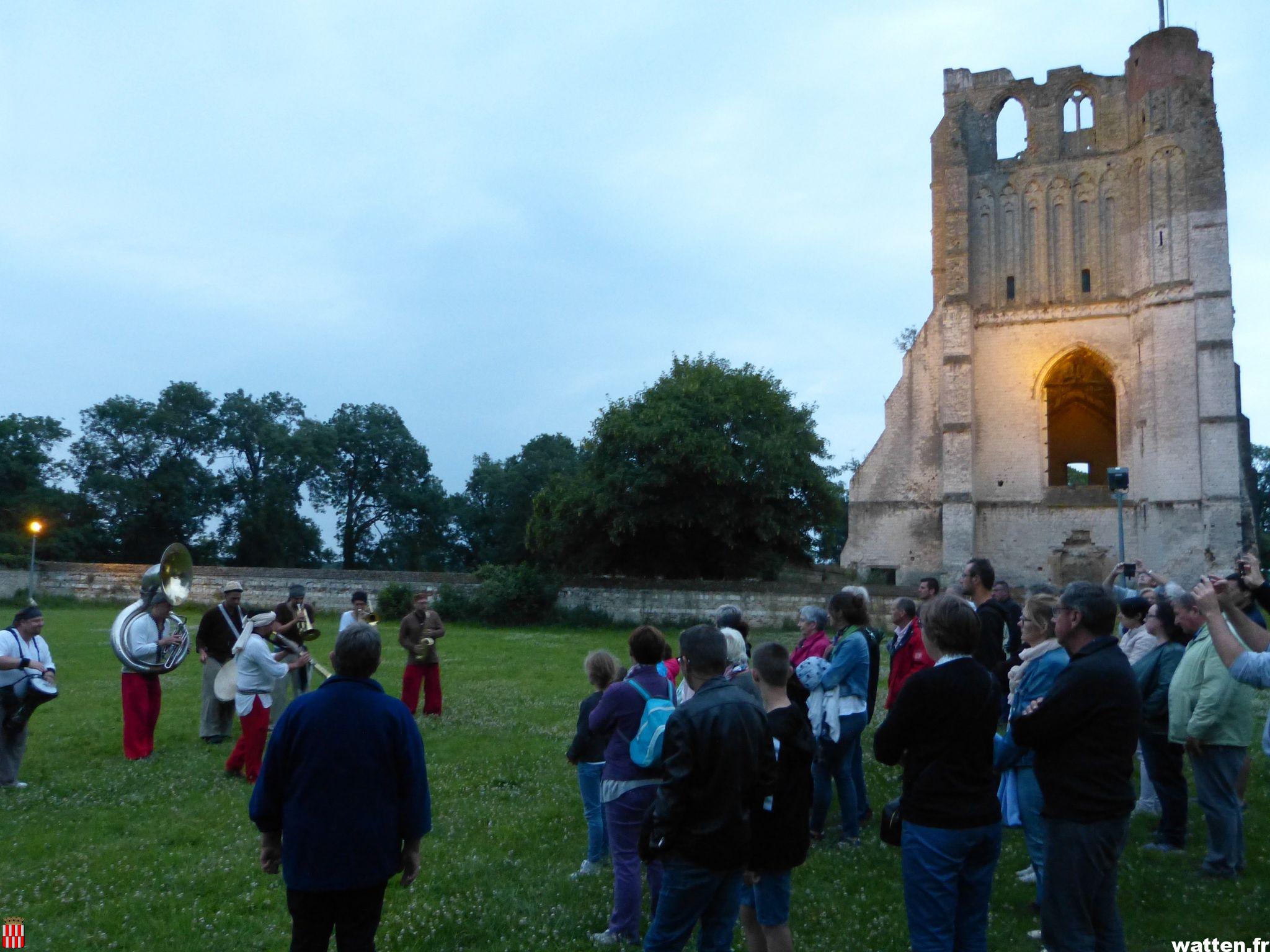 Un spectacle nocturne 2019 du Conservatoire haut en couleurs à l’abbaye!