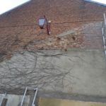Réfection des joints de pignon rue Saint-Antoine par Initiatives Rurales