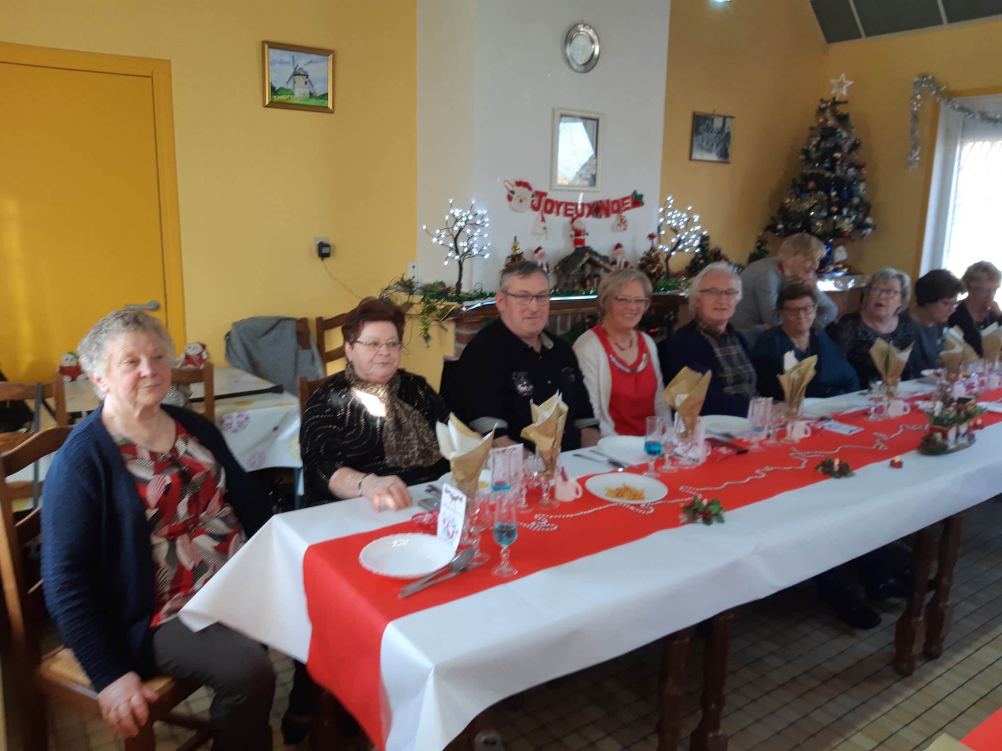 Un repas de Noël du Club de l’Âge d’Or réussi! – Watten