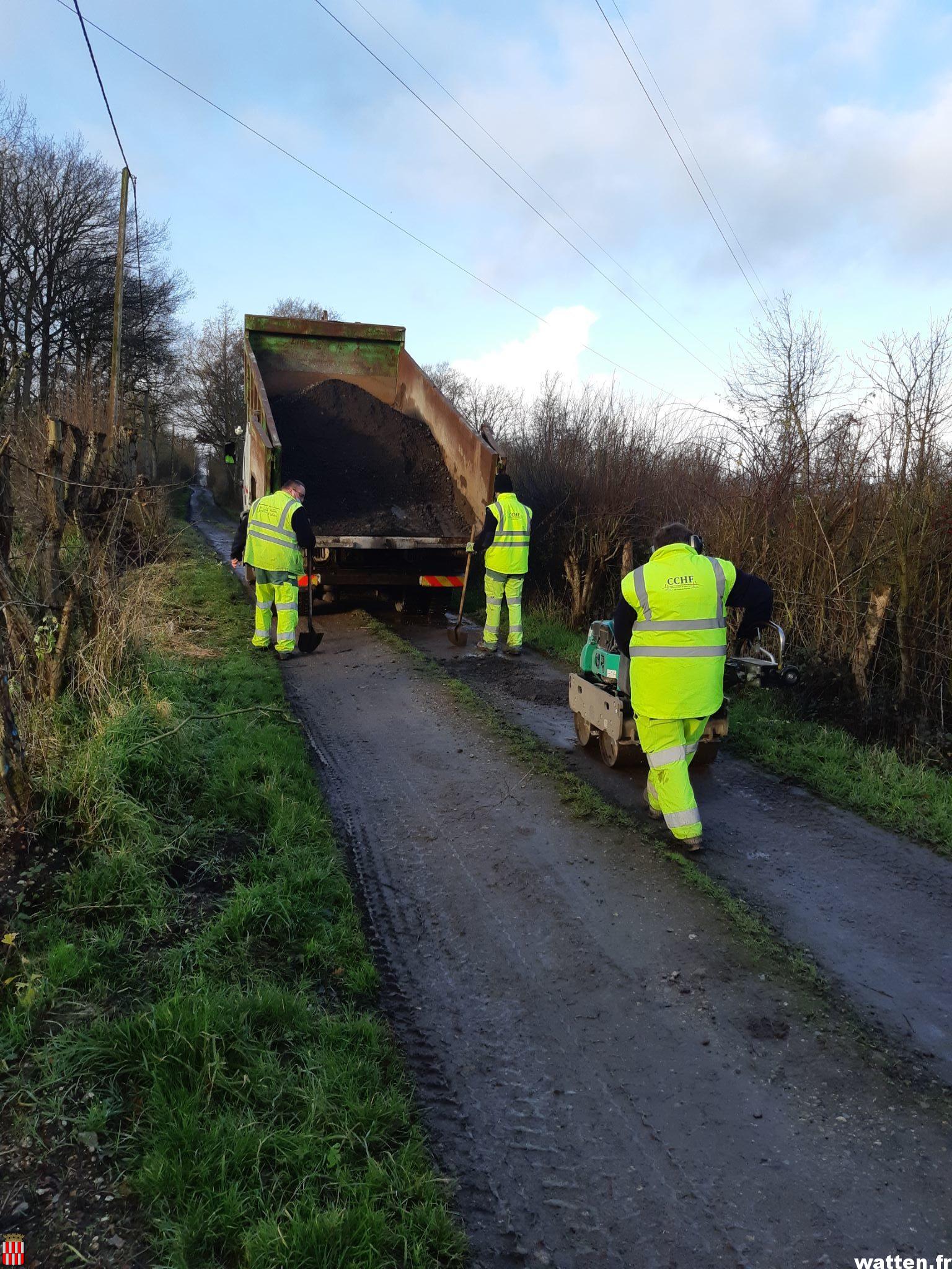 Travaux de la CCHF sur la chaussée rue du Bois