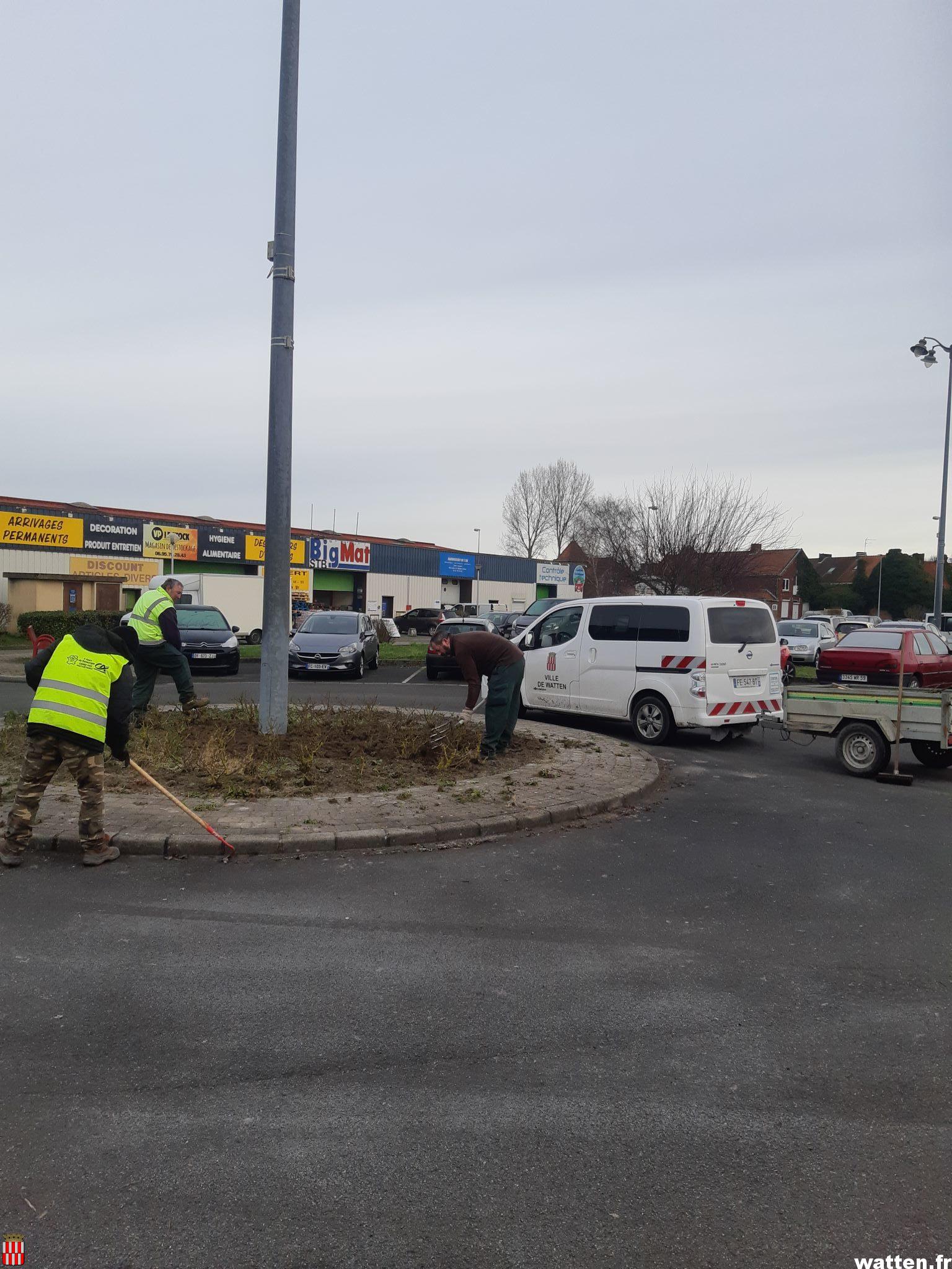 Entretien des parterres de la commune (hiver 2021)