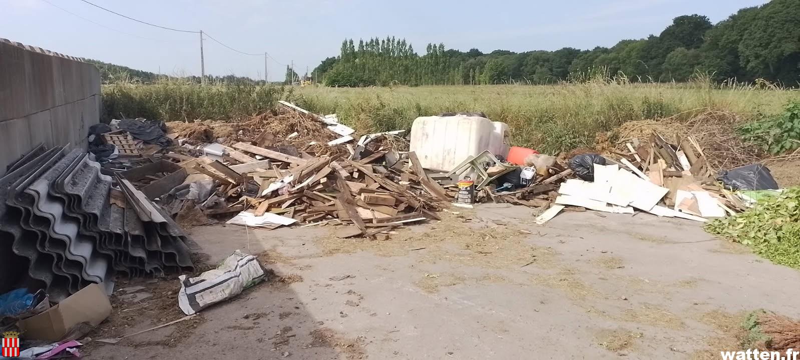 STOP aux actes d’incivilité au dépôt de déchets verts