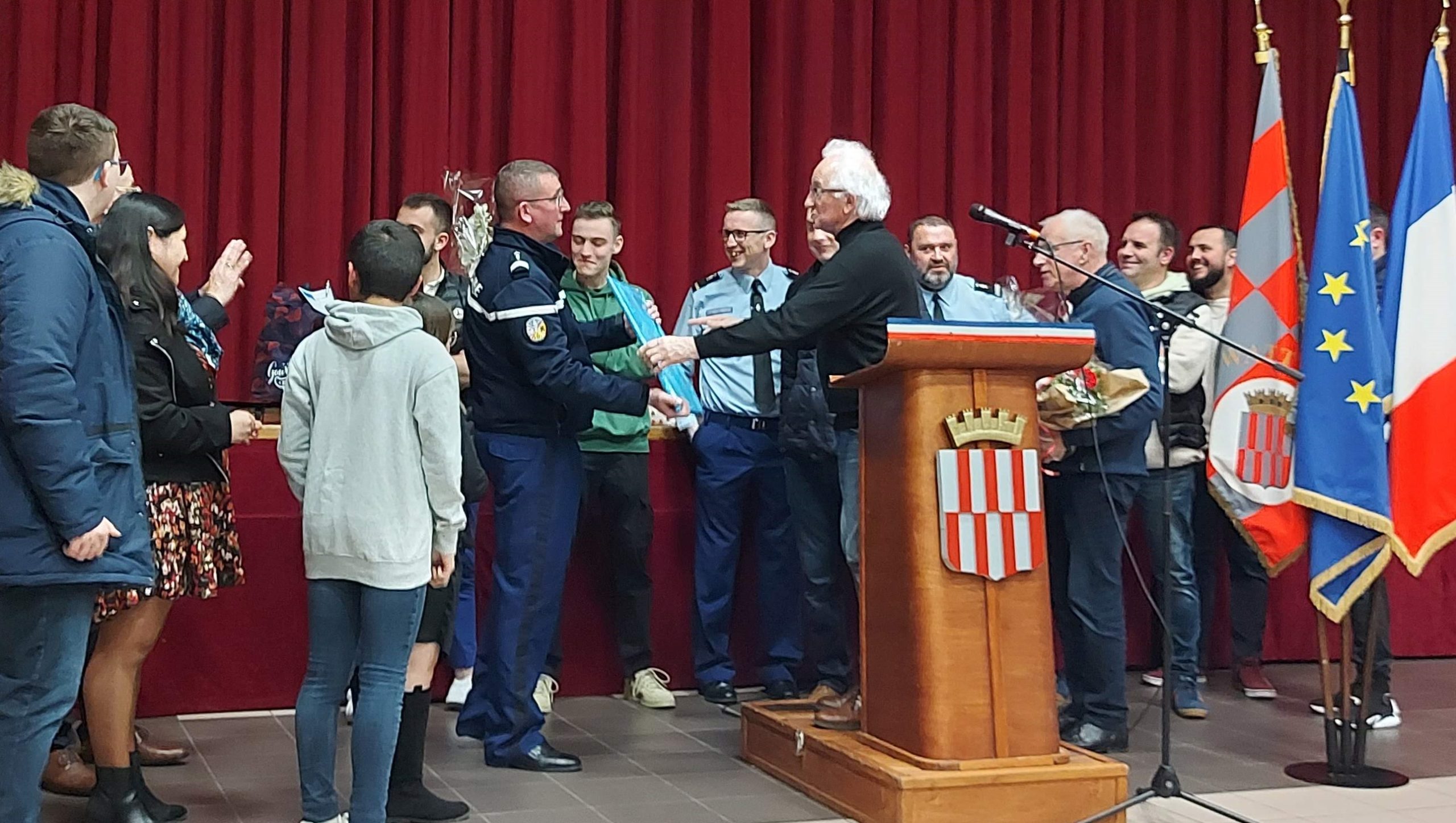 Départ du gendarme Michel Carpentier de la gendarmerie à la police municipale