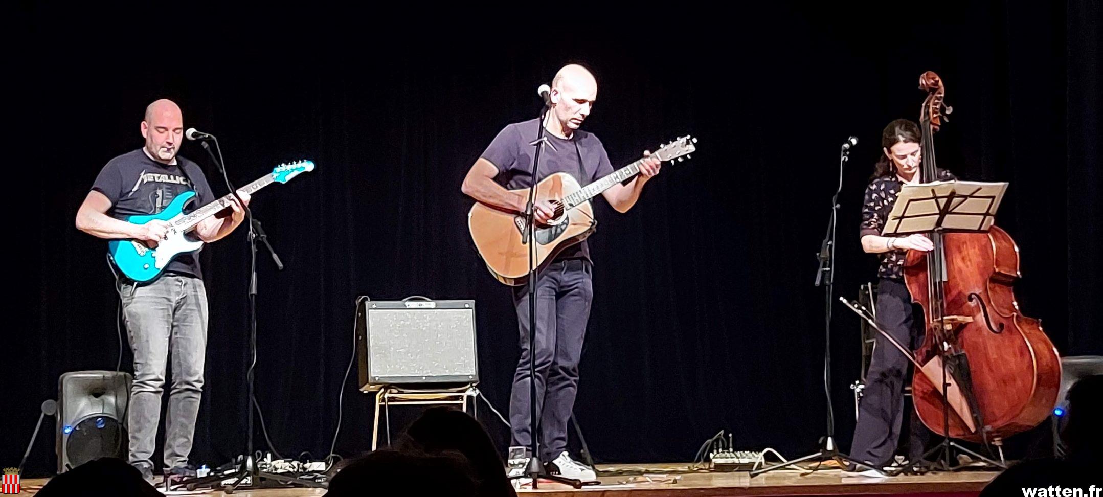 Concert du groupe Loriot, un merle d’or au chant singulier