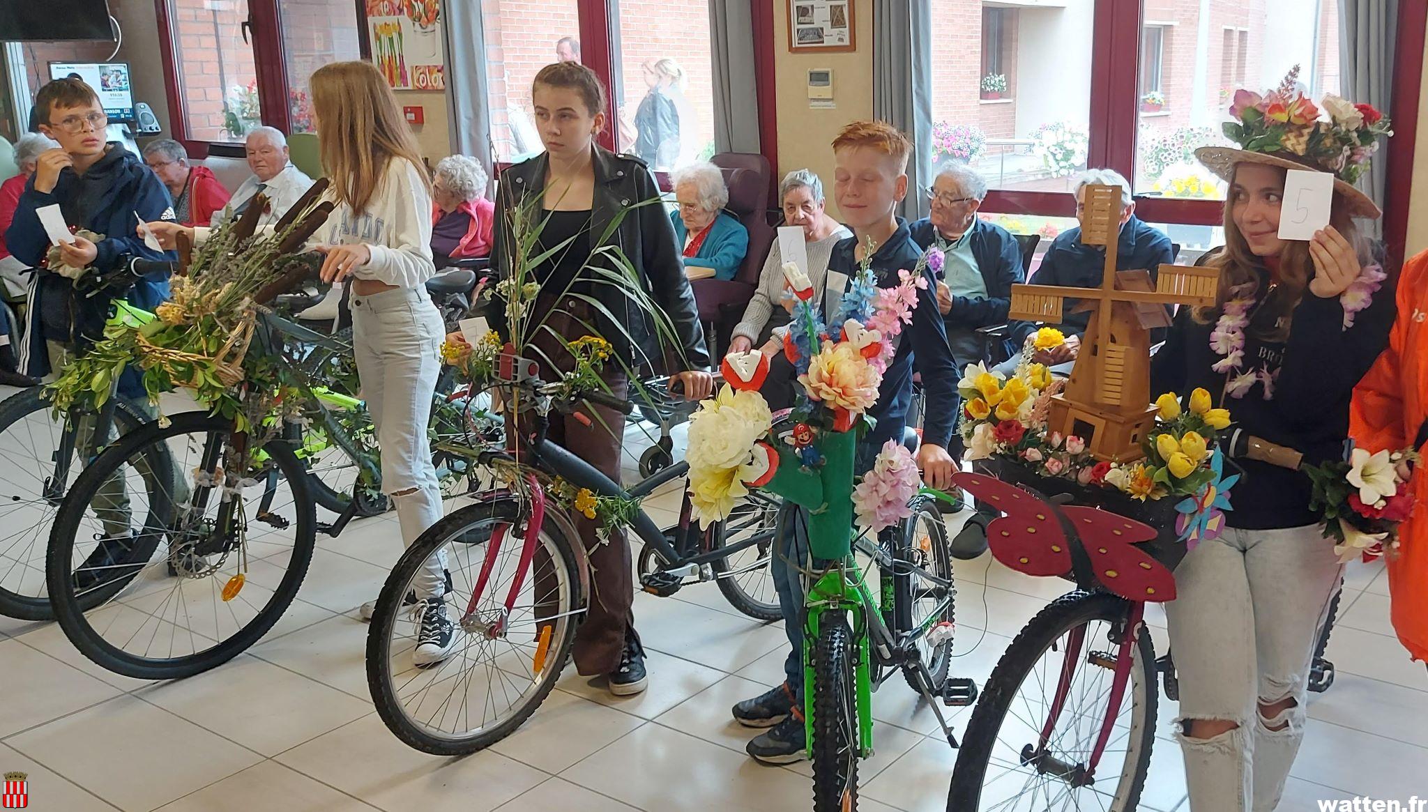 Des vélos fleuris pour la ducasse 2023 malgré la pluie