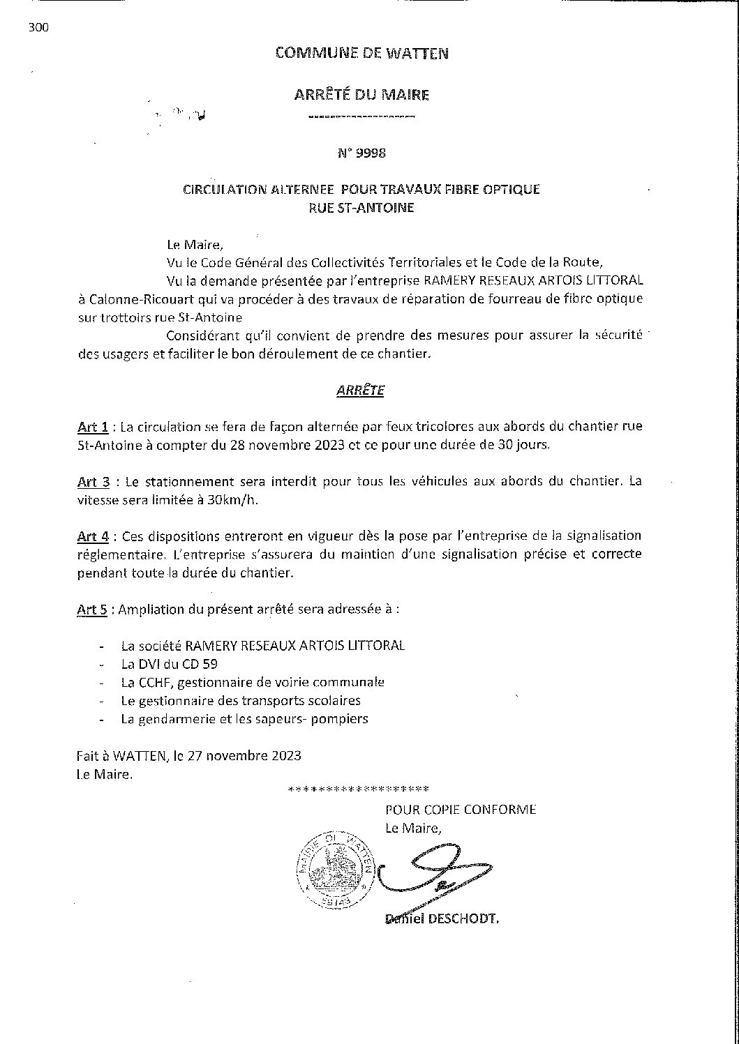 9998 arrêté du 27-11-2023 circulation alternée rue St-Antoine travaux fibre