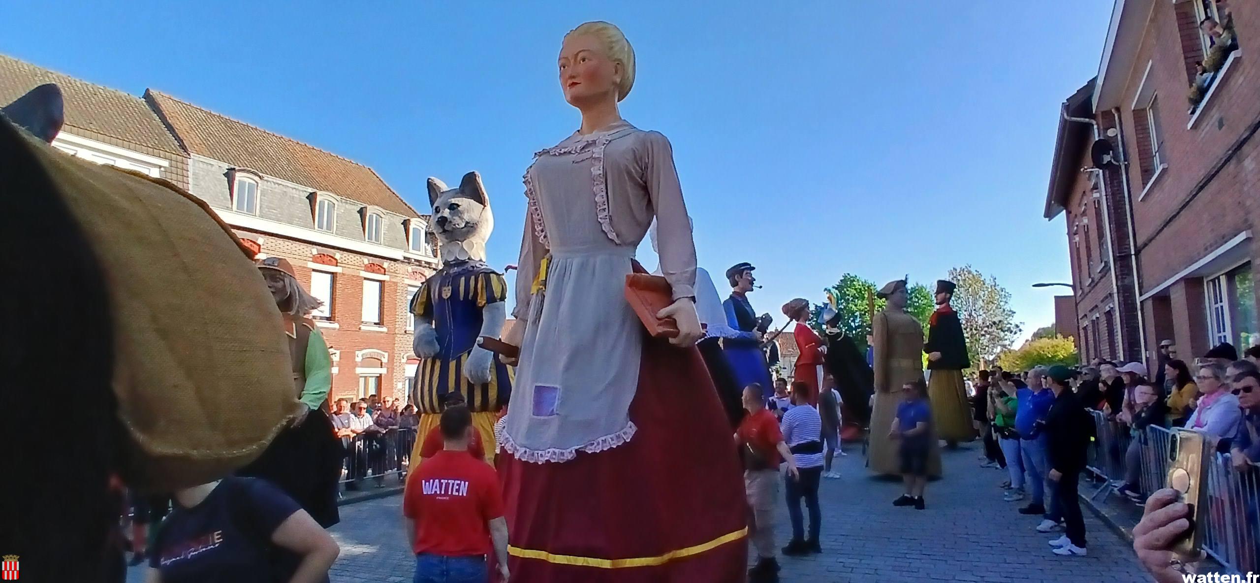 La Watten Dame à la Ducasse des Géants à Steenvoorde