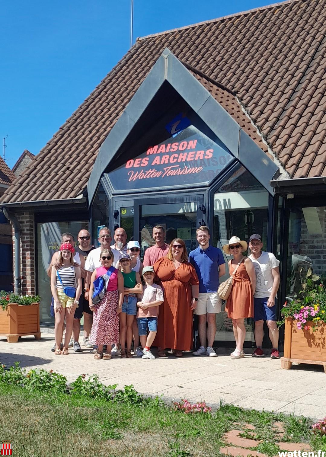 Visite du CMJ de Watten à la Maison des Archers