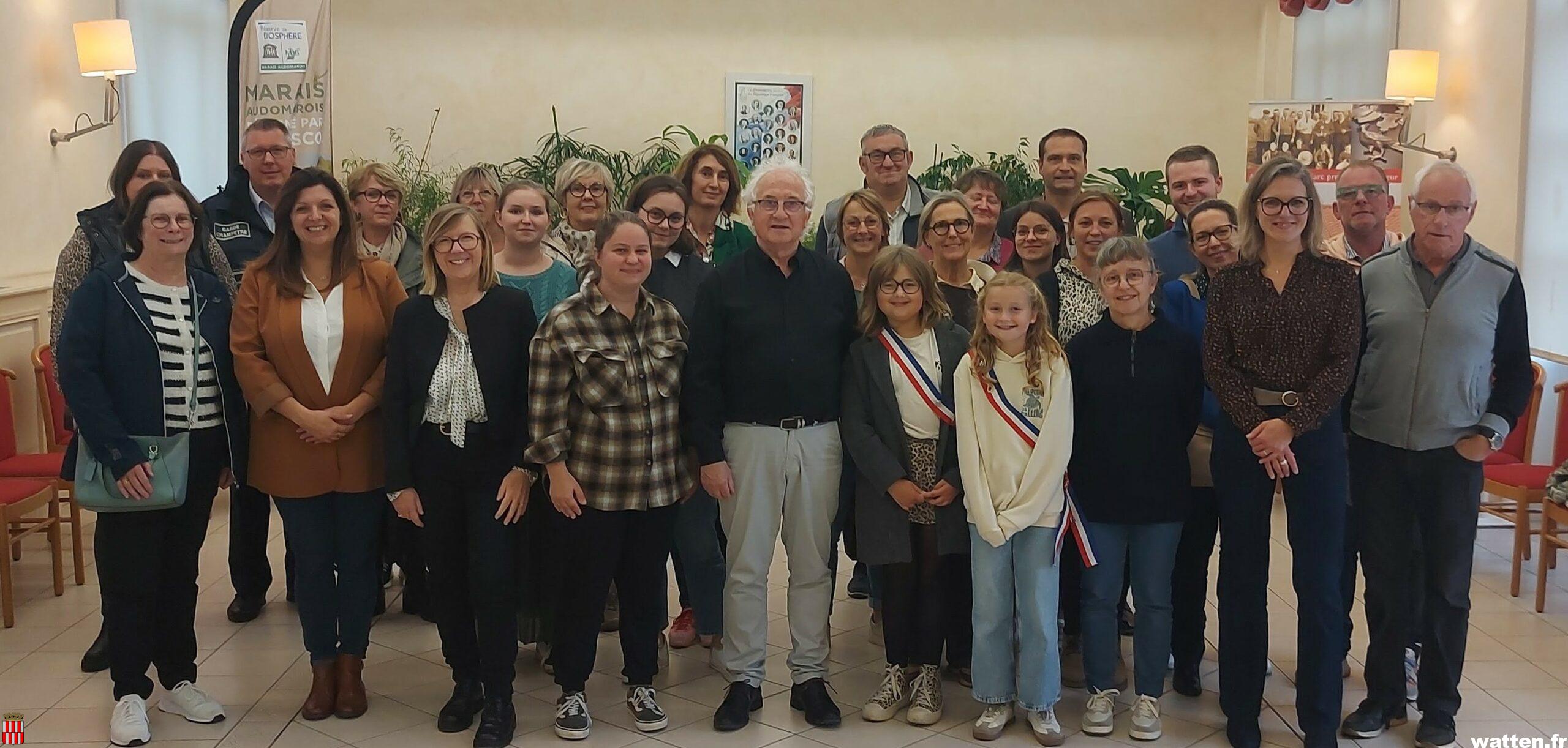 Les enseignants reçus en mairie ce 10 octobre 2025