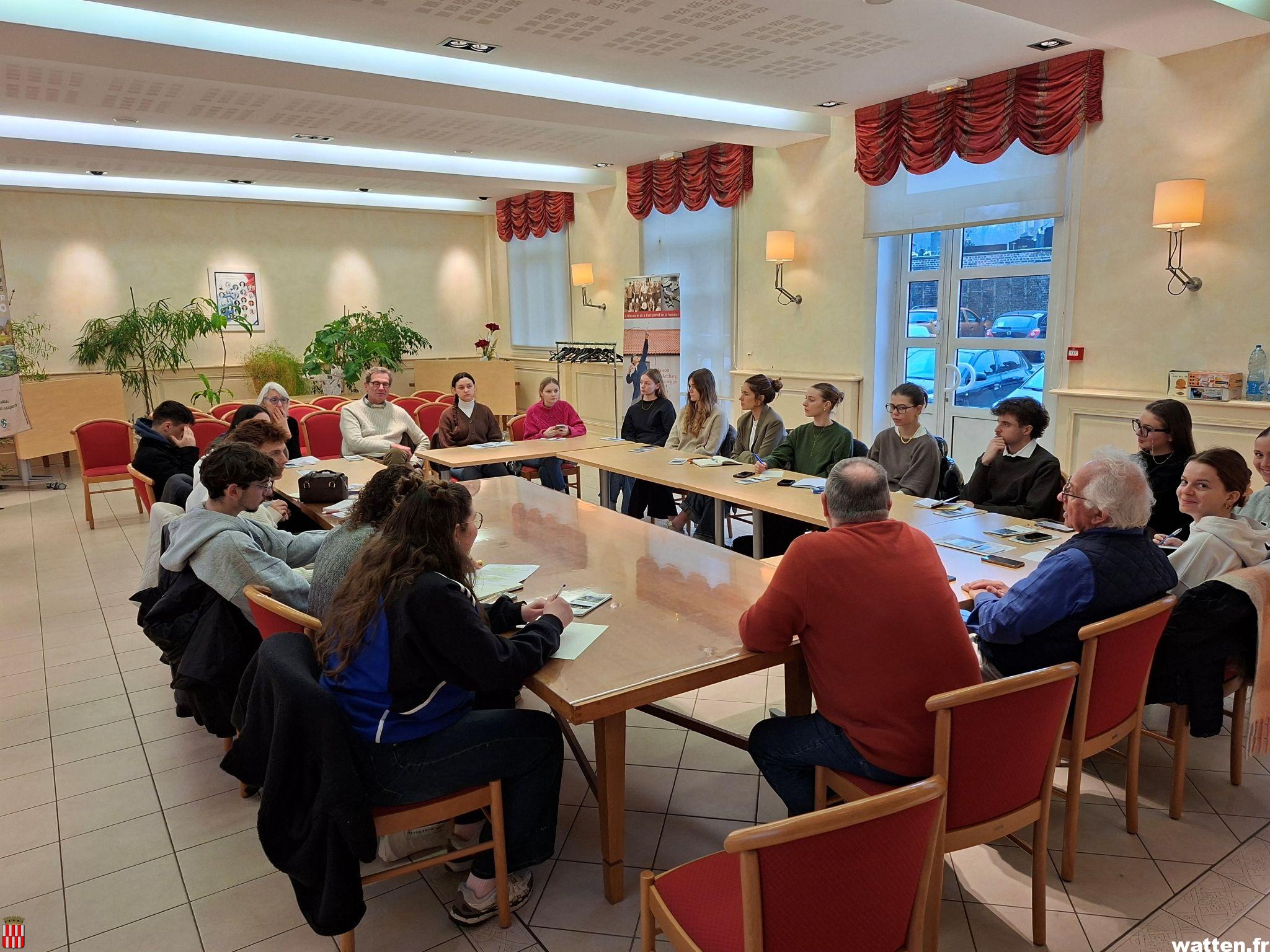 Rencontre avec des étudiants de licence design espace du Lycée Saint-Denis de Saint-Omer
