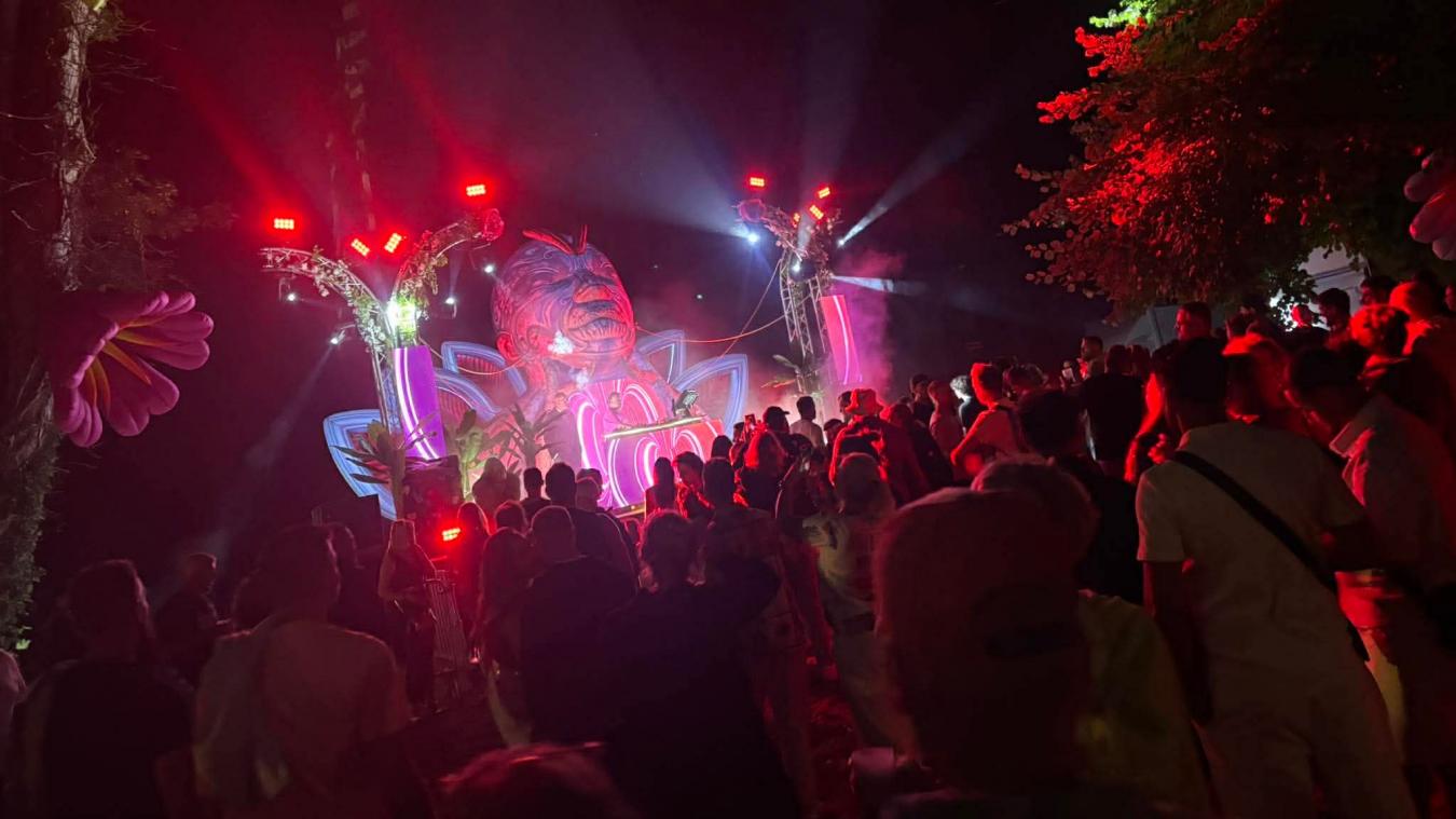Au cœur du 5ème festival électronique de l’abbaye à Watten
